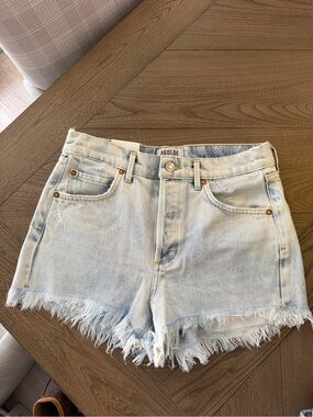 AGOLDE Light Wash Denim Frayed Hem Women’s Shorts